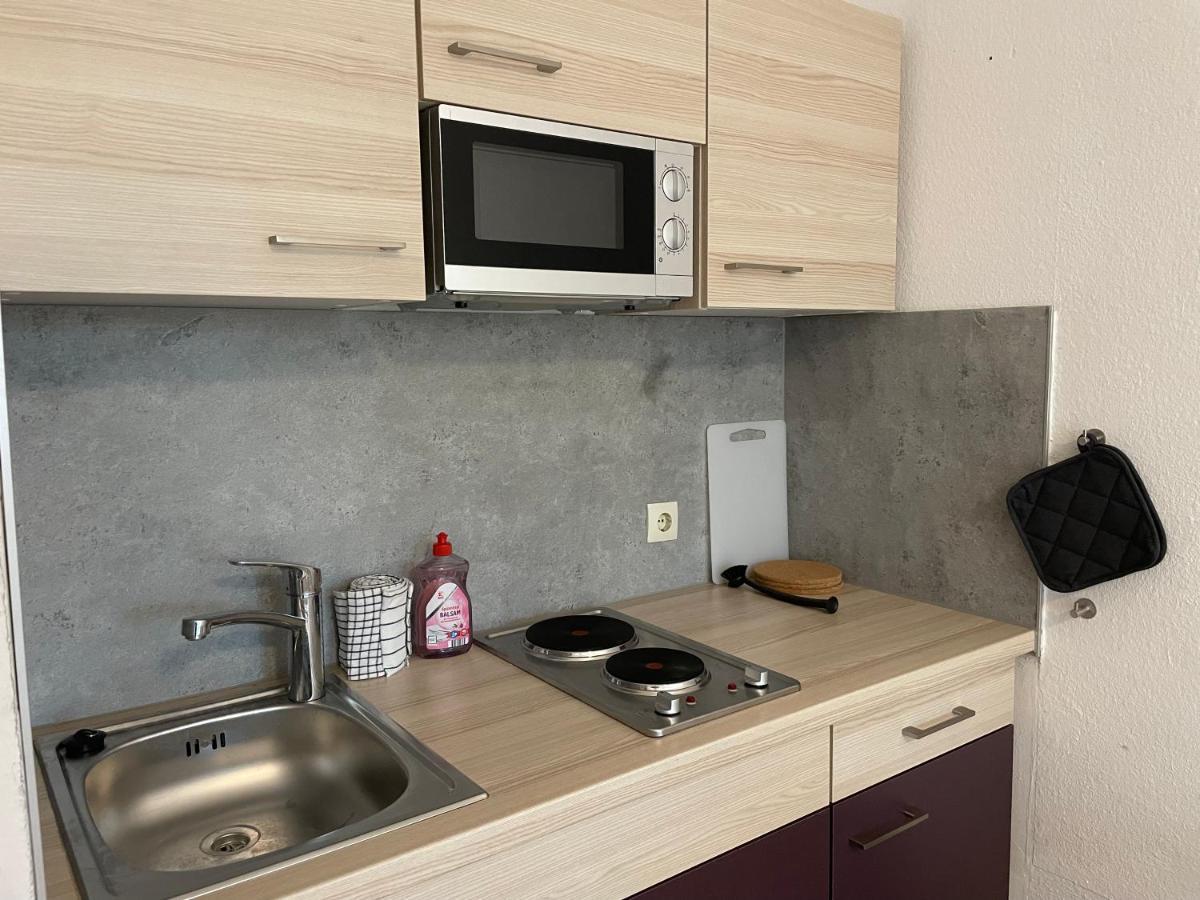 Stadtnahe Wohnung Mit Terrasse Hoechberg Екстер'єр фото